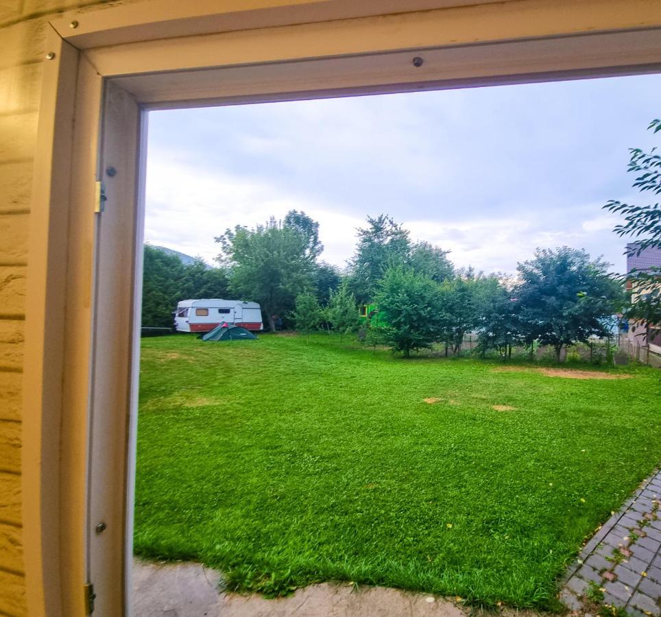 Tiny Houses In The Garden Câmpulung Moldovenesc エクステリア 写真